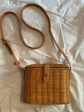 Wicker Picnic Basket Purse